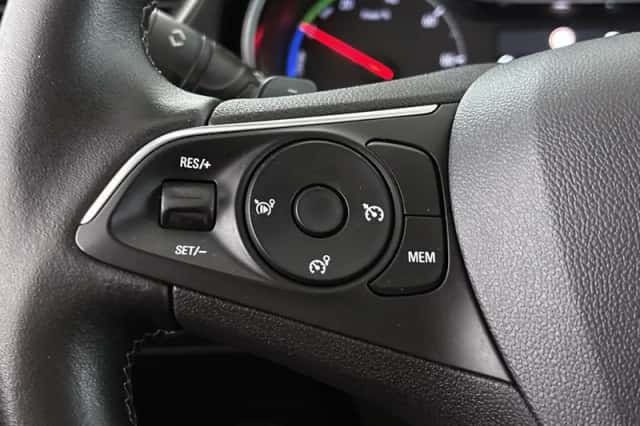 Opel Grandland X (2020) thumbnail 32