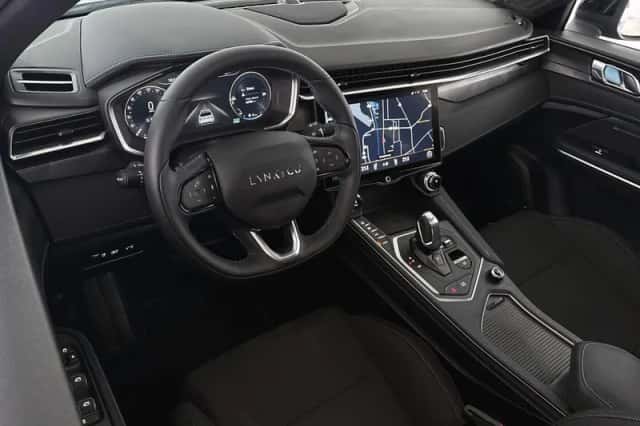 Lynk & Co 01 (2024) thumbnail 5