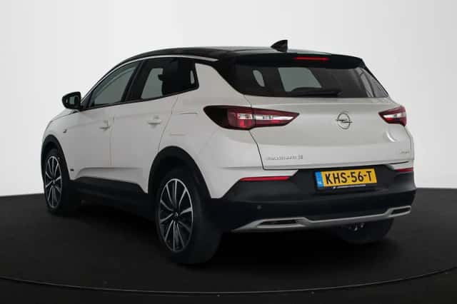 Opel Grandland X (2021) thumbnail 4