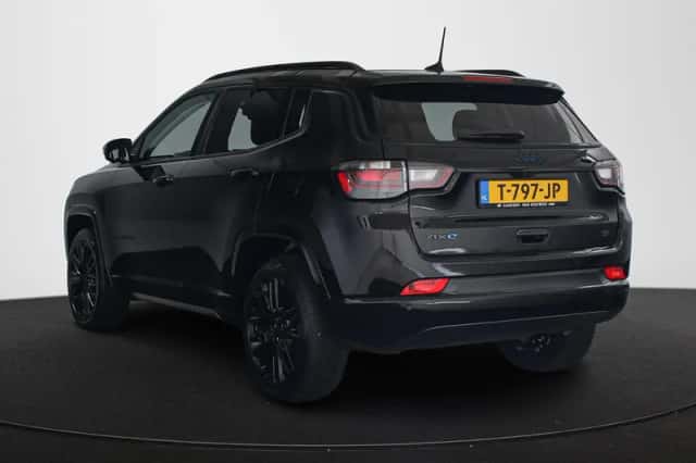 Jeep Compass (2022) thumbnail 4