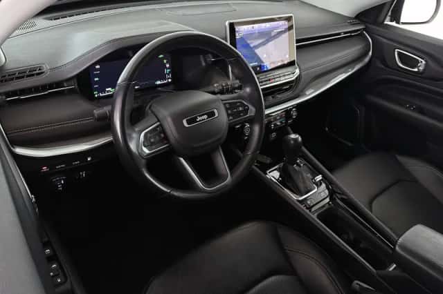 Jeep Compass (2022) thumbnail 5