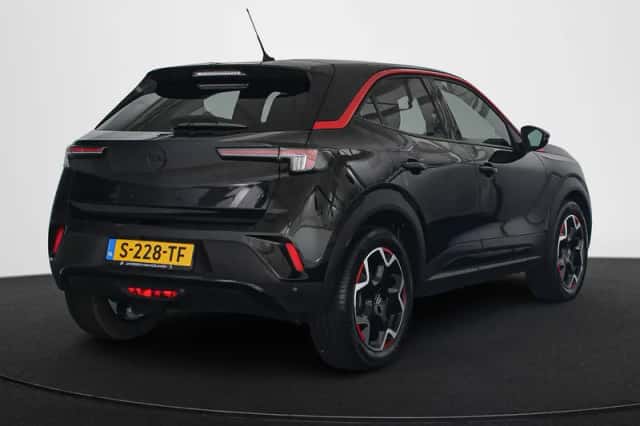 Opel Mokka-e (2022) thumbnail 3