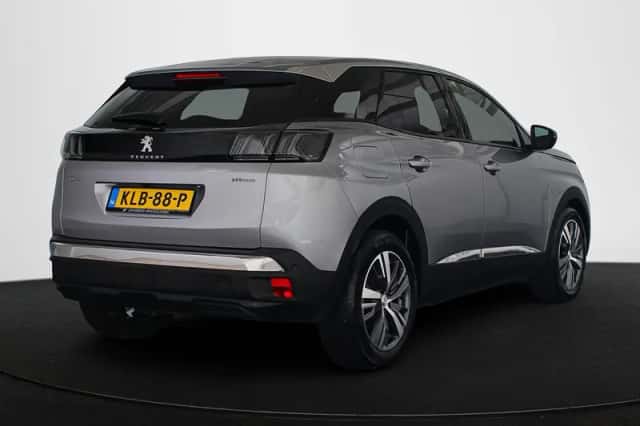 Peugeot 3008 (2024) thumbnail 3
