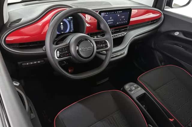 Fiat 500 (2025) thumbnail 5