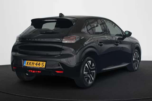 Peugeot 208 (2025) thumbnail 3