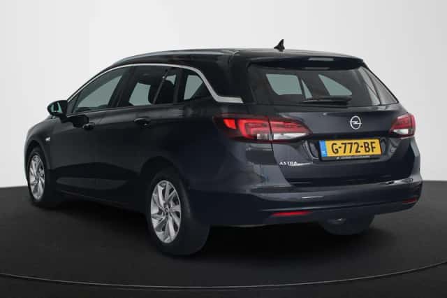 Opel Astra (2019) thumbnail 4