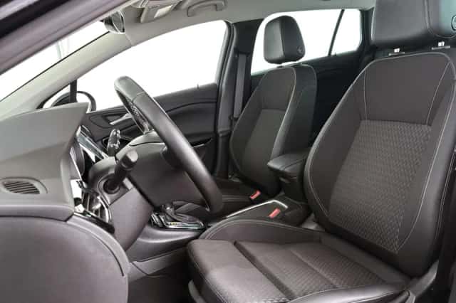 Opel Astra (2019) thumbnail 6