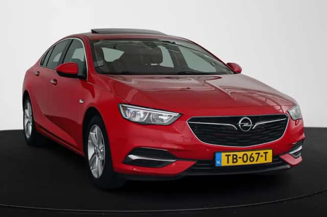 Opel Insignia (2018) thumbnail 2