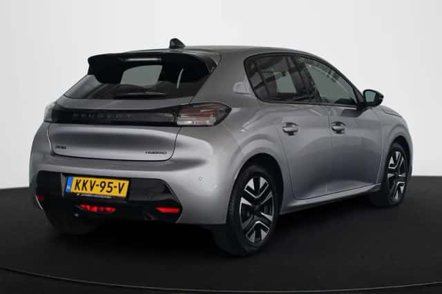 Peugeot 208 (2025) thumbnail 3