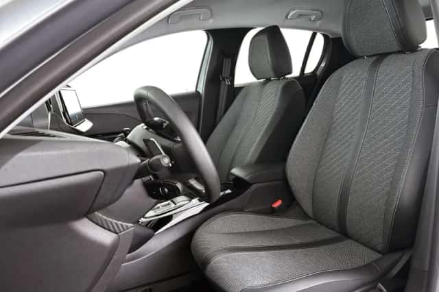 Peugeot 208 (2025) thumbnail 6
