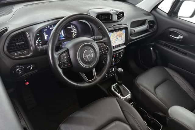 Jeep Renegade (2022) thumbnail 5