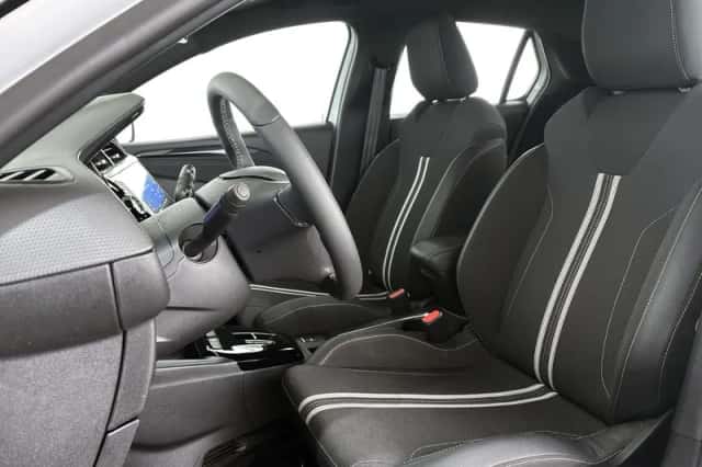 Opel Corsa-e (2024) thumbnail 6