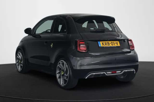 Abarth 500 (2024) thumbnail 4