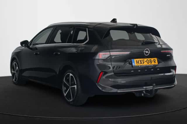 Opel Astra (2023) thumbnail 4