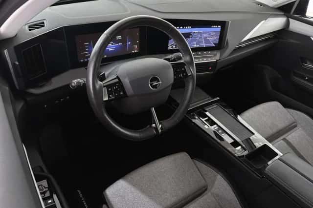 Opel Astra (2023) thumbnail 5