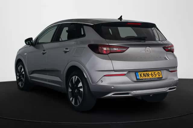 Opel Grandland (2022) thumbnail 4