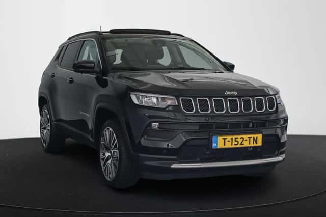 Jeep Compass (2023) thumbnail 2