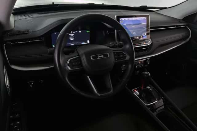 Jeep Compass (2023) thumbnail 5