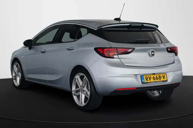 Opel Astra (2018) thumbnail 4