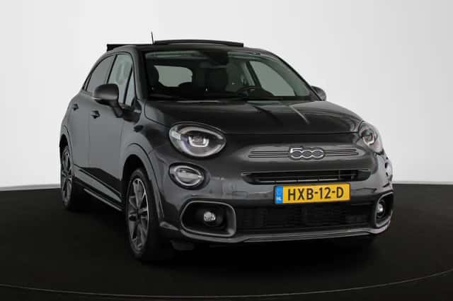 Fiat 500X (2024) thumbnail 2