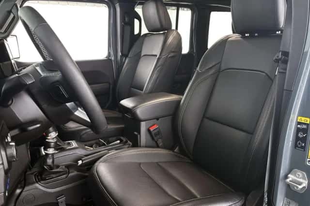 Jeep Wrangler (2025) thumbnail 6