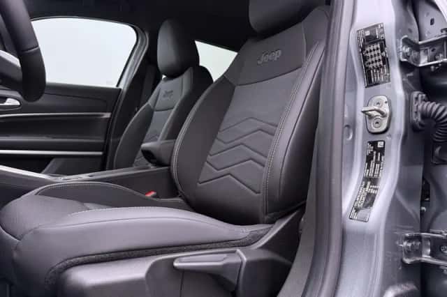 Jeep Avenger (2026) thumbnail 6