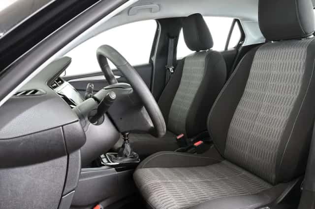 Opel Corsa (2023) thumbnail 6