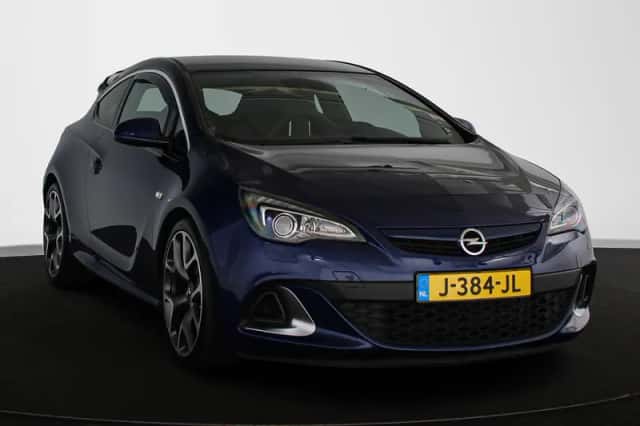 Opel Astra (2015) thumbnail 2