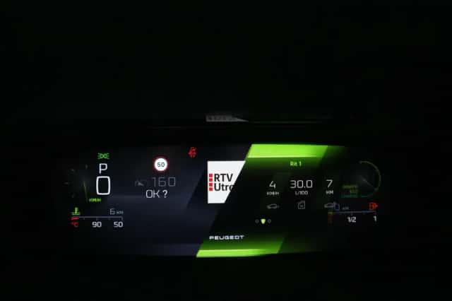Peugeot 408 (2025) thumbnail 16