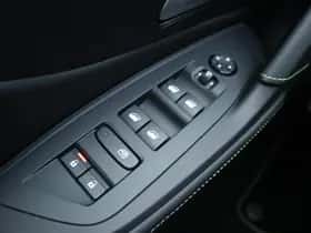 Peugeot 308 (2025) thumbnail 18