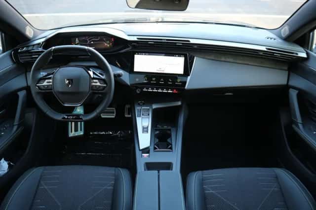 Peugeot 308 (2025) thumbnail 7