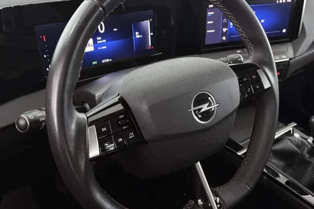 Opel Astra (2023) thumbnail 11