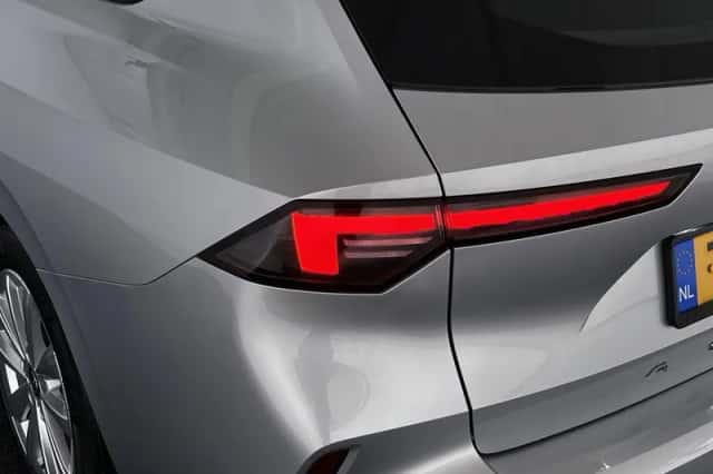 Opel Astra (2023) thumbnail 18