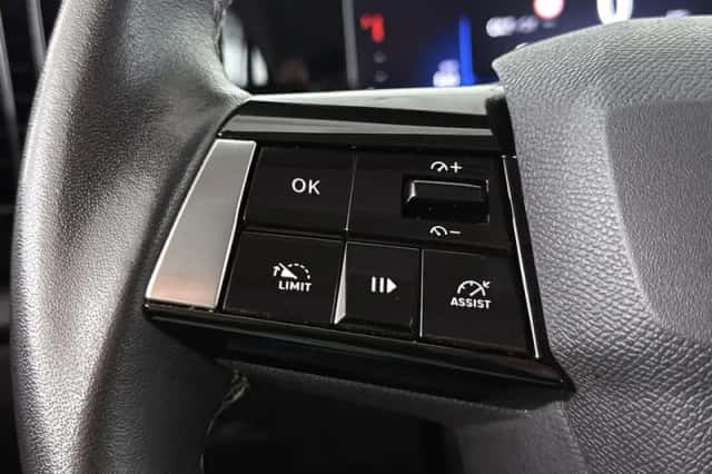 Opel Astra (2023) thumbnail 24