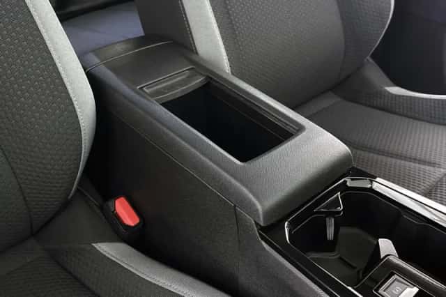 Opel Astra (2023) thumbnail 28