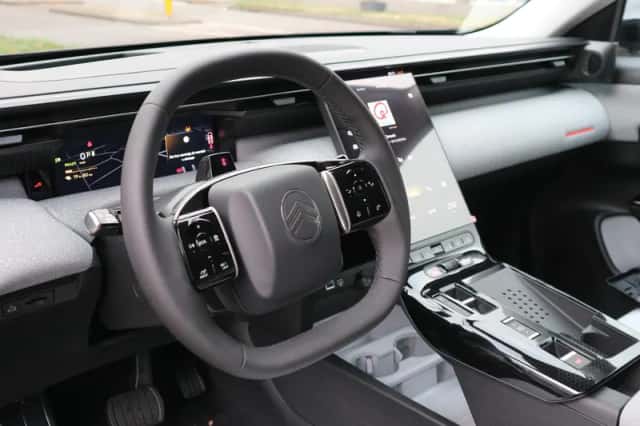 Citroën C5 Aircross (2025) thumbnail 13