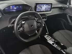 Peugeot 2008 (2025) thumbnail 5