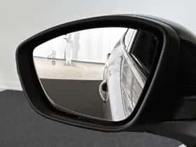 Peugeot e-2008 (2025) thumbnail 24