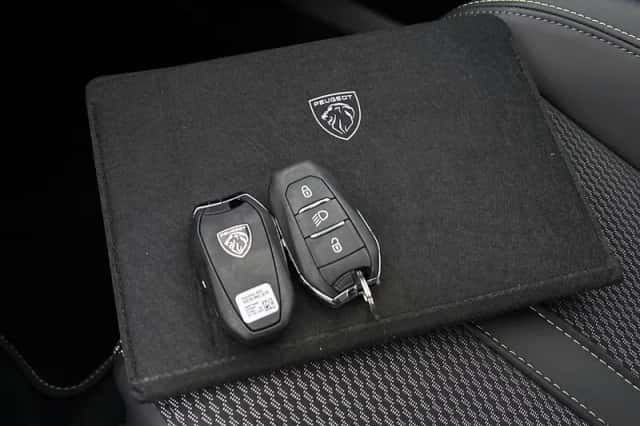 Peugeot e-2008 (2025) thumbnail 27