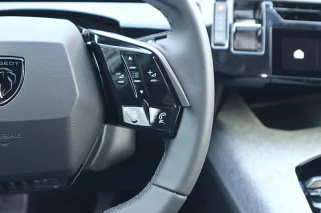 Peugeot 3008 (2025) thumbnail 15