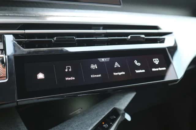 Peugeot 3008 (2025) thumbnail 21