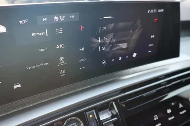 Peugeot 3008 (2025) thumbnail 26