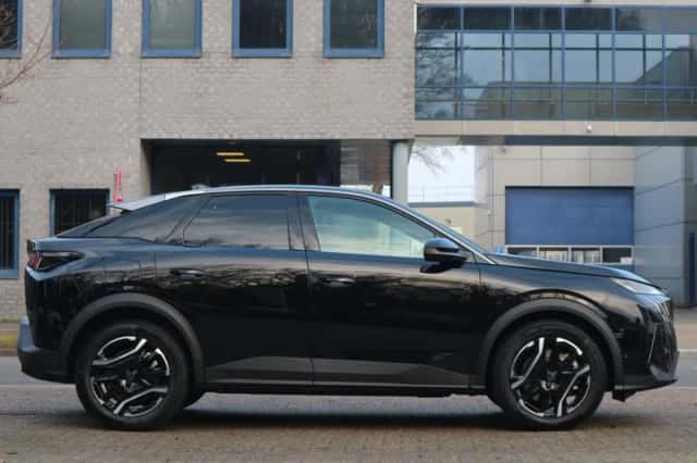 Peugeot 3008 (2025) thumbnail 31