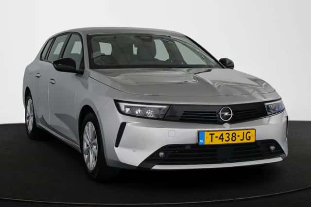Opel Astra (2023) thumbnail 2