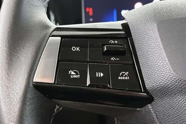 Opel Astra (2023) thumbnail 25