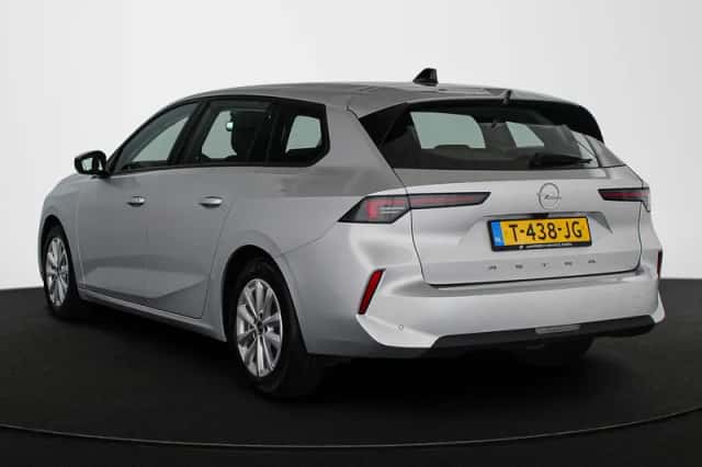 Opel Astra (2023) thumbnail 4