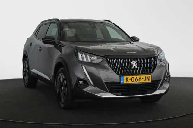 Peugeot 2008 (2020) thumbnail 2