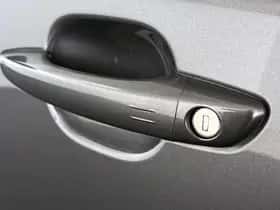 Peugeot 2008 (2020) thumbnail 17