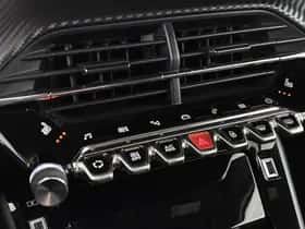Peugeot 2008 (2020) thumbnail 22