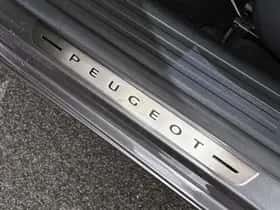 Peugeot 2008 (2020) thumbnail 24